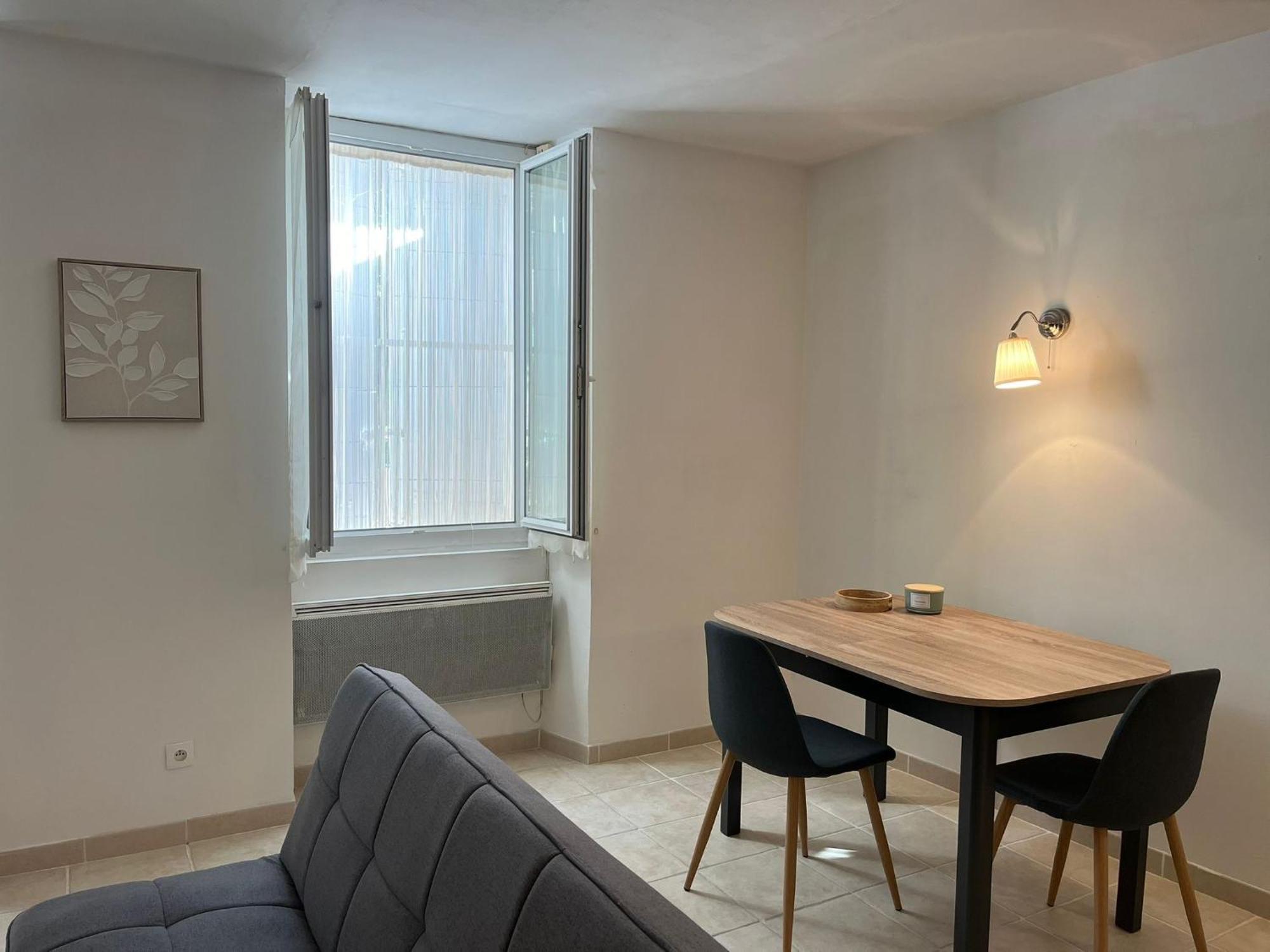 Y&R Residence ديني-ليه-بان المظهر الخارجي الصورة