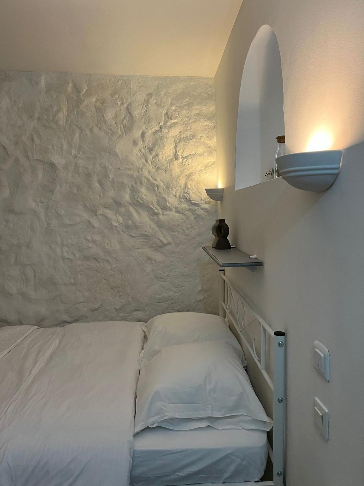 Y&R Residence ديني-ليه-بان المظهر الخارجي الصورة